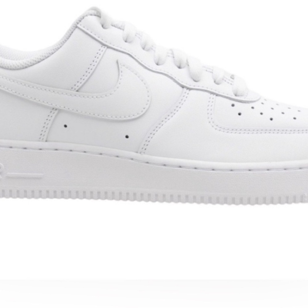 Nike Air Force 1 Low Triple White Slightly Used -Great Condition Size 9.5